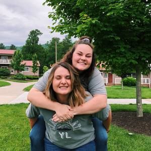 Meet your Posher, Valerie